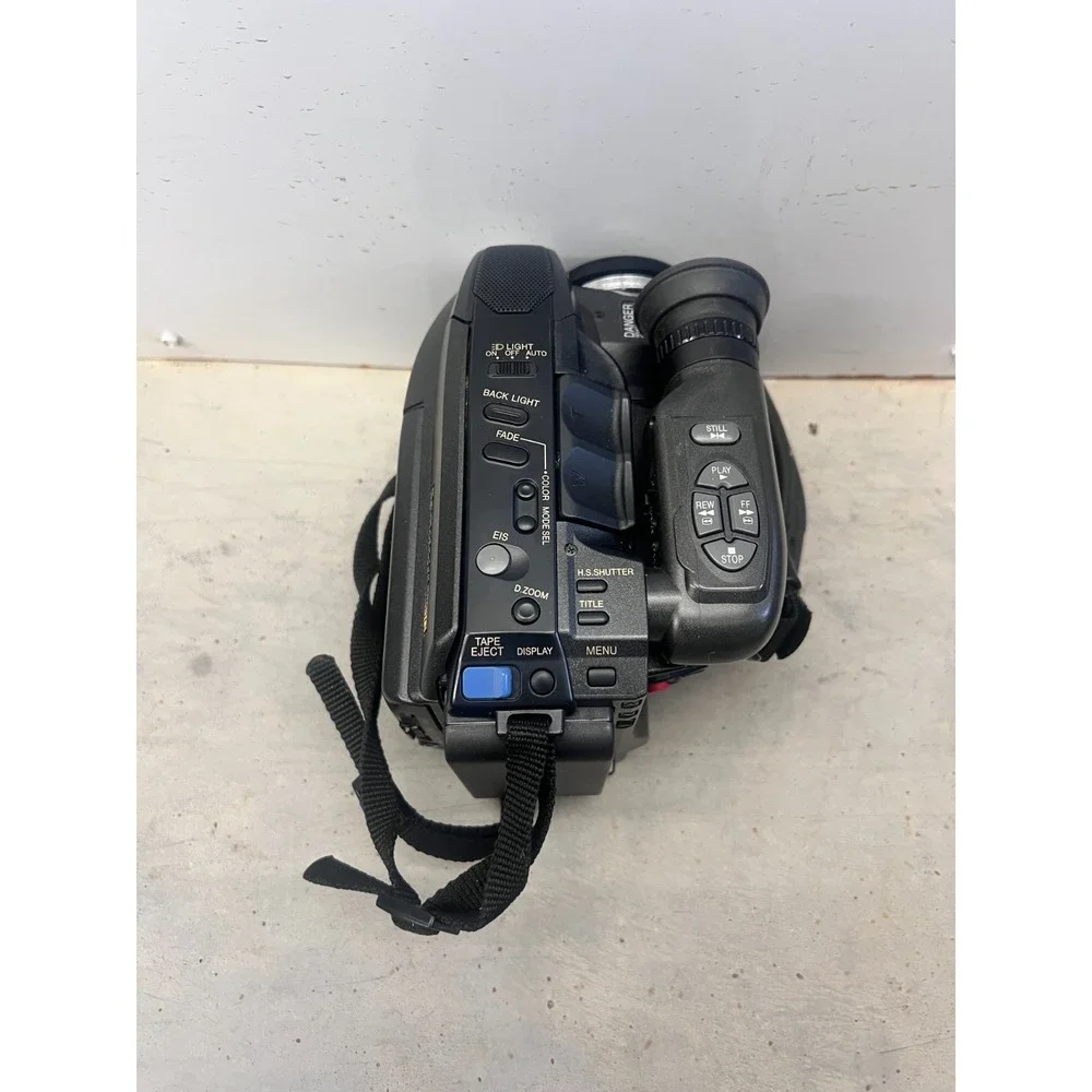 Vintage Panasonic Palmcorder VHS-C PV-L658 Camcorder 23x Zoom Battery Charger